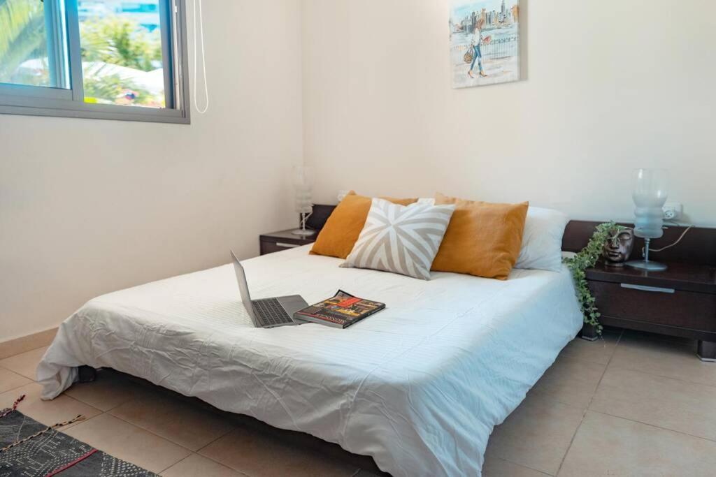 North Jewel 3br+parking W/ Terrace - Berrystays Apartment *